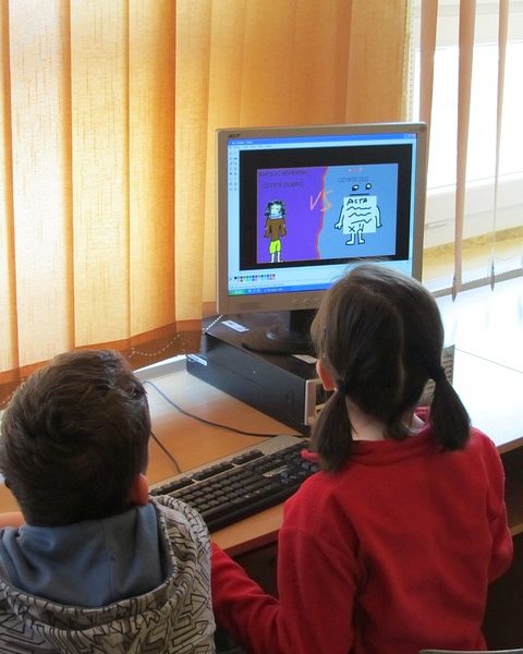 computers-640x480-75861627.jpeg