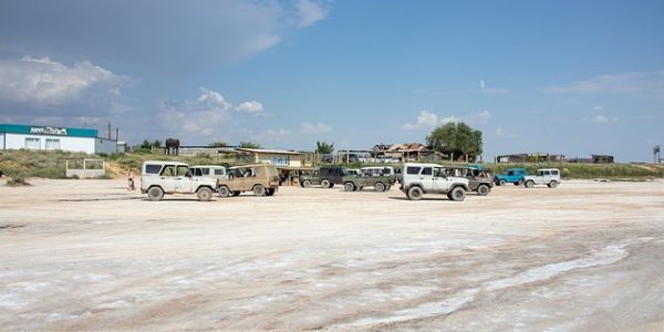 4x4-truck-640x480-66994128.jpeg