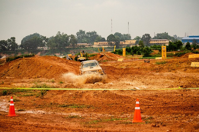 4x4-truck-640x480-66330308.jpeg
